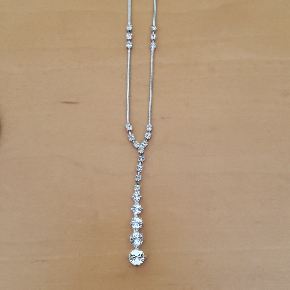 Necklaces - Picture 4 of 5